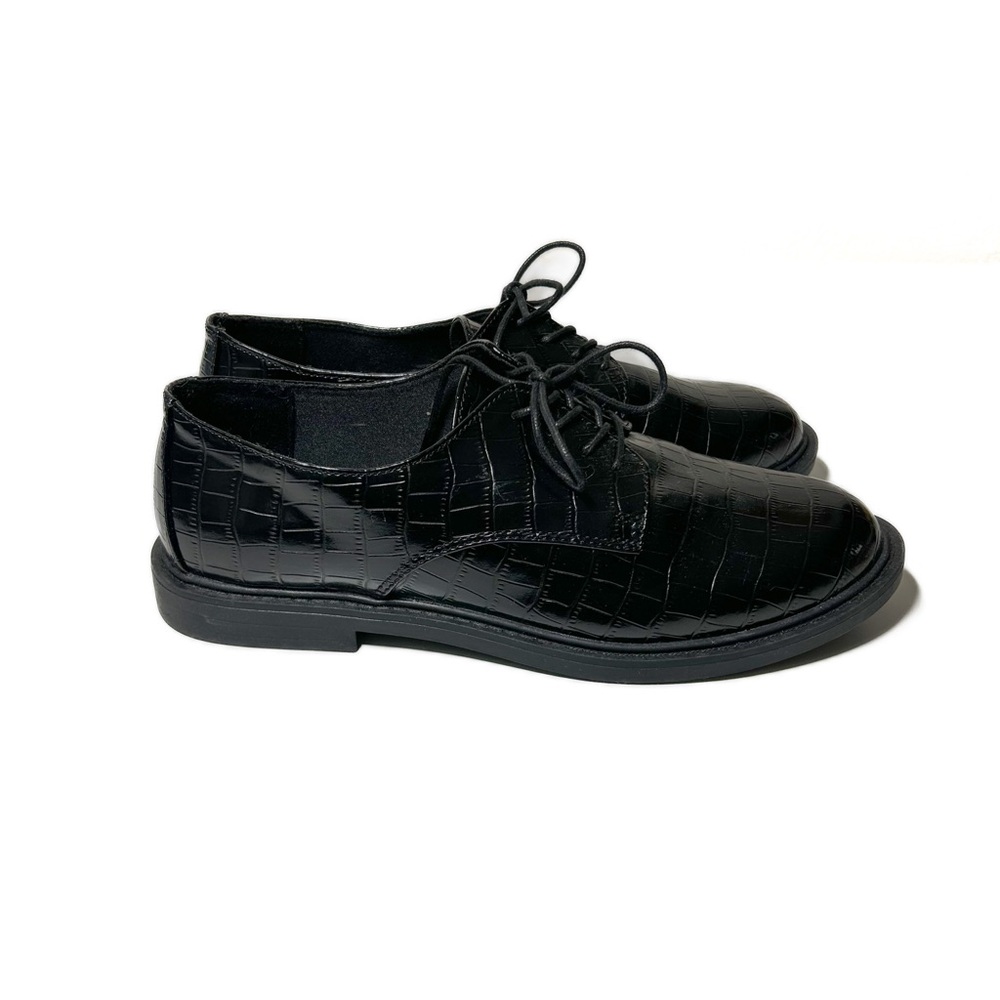 Faux Leather Oxford Shoe